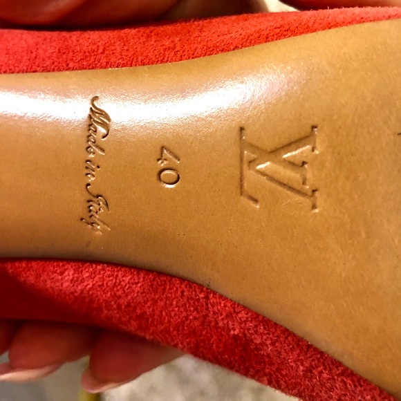 LOUIS VUITTON Suede Catania Pumps 40 - Picture 4 of 5